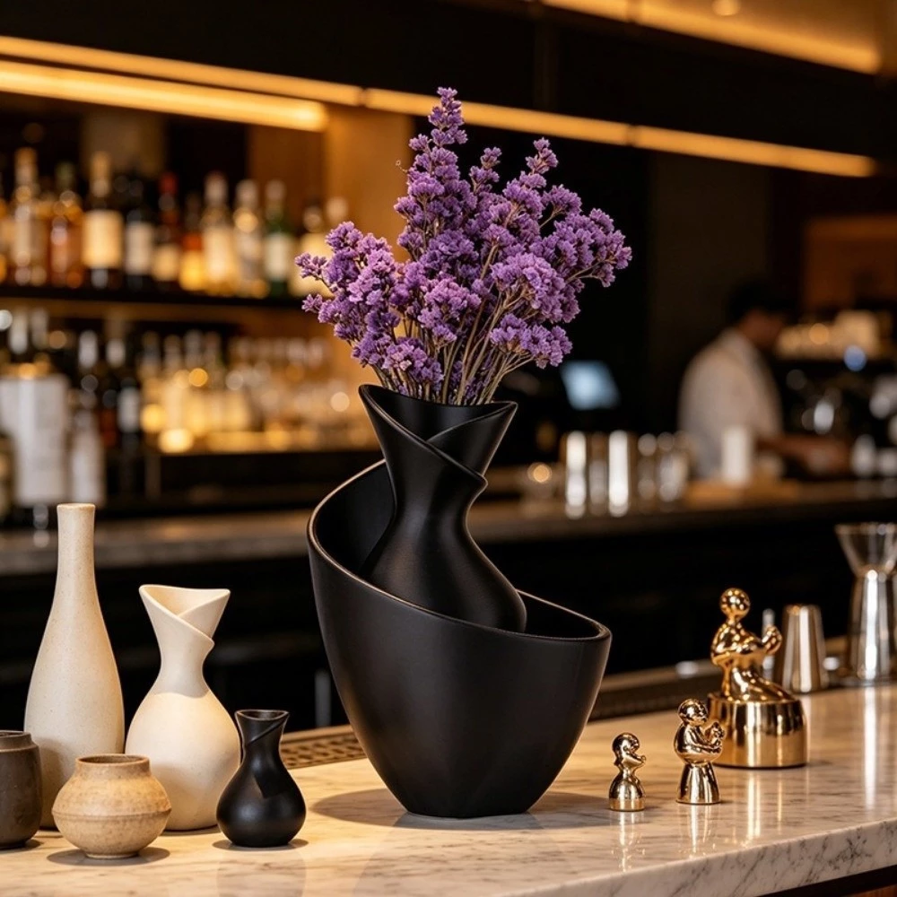 DONOVAN Minimalist Vase, Geometric Shaped High-End Light Luxury Vase