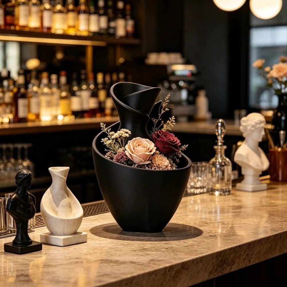 DONOVAN Minimalist Vase, Geometric Shaped High-End Light Luxury Vase